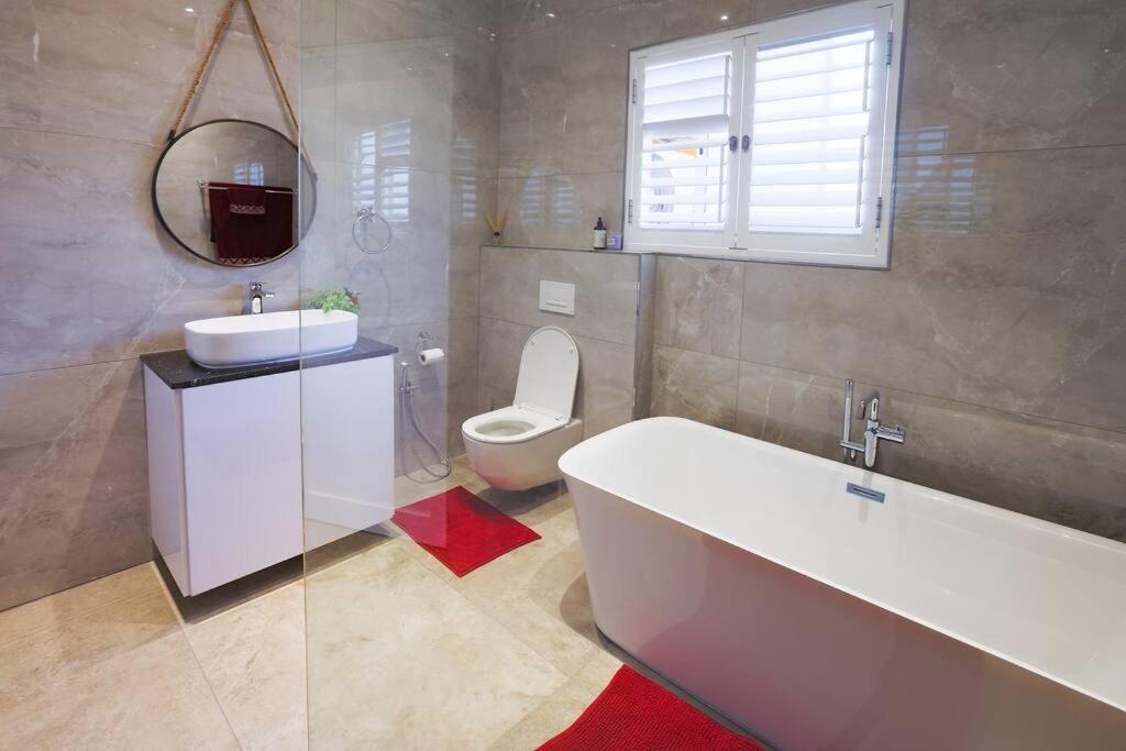 קייפטאון Garten Wohnung Mit Pool, 2 Schlafzimmer מראה חיצוני תמונה